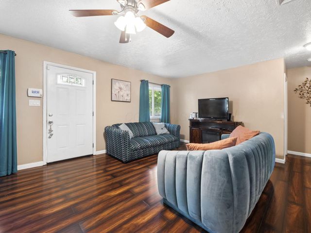 5142 Rutledge Drive S, Columbus, OH 43232