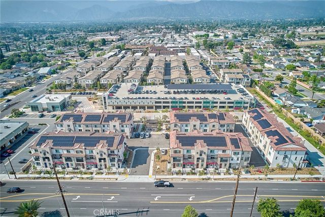 163 Dove Landing, Covina, CA 91722