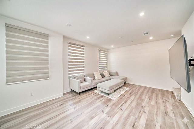 163 Dove Landing, Covina, CA 91722