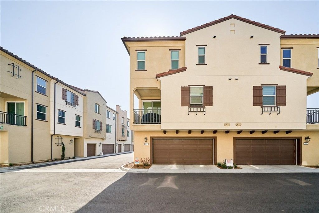 Image 1 of property listing at 163 Dove Landing, Covina, CA 91722