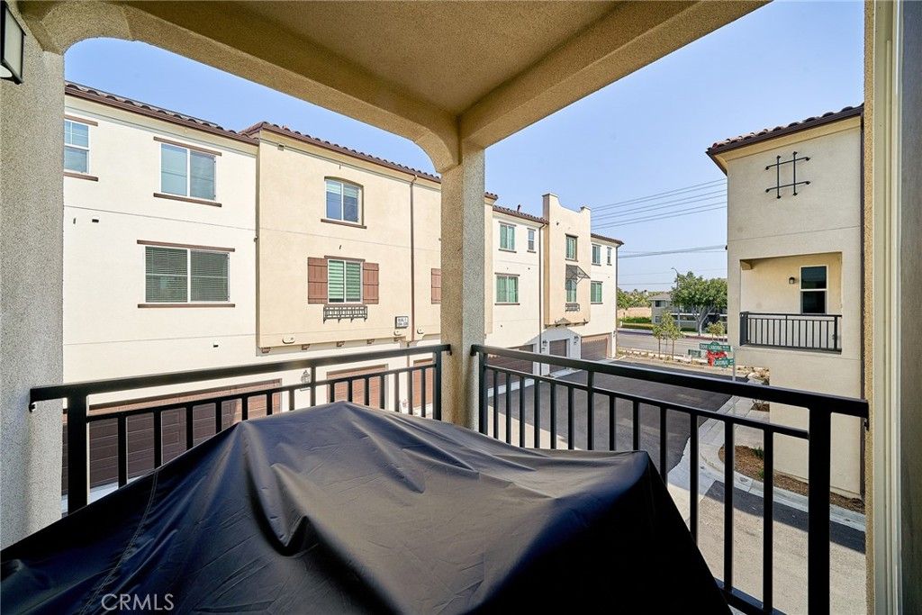 Image 20 of property listing at 163 Dove Landing, Covina, CA 91722