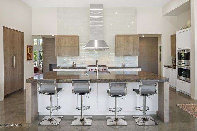 6219 E Redwing Road, Paradise Valley, AZ 85253