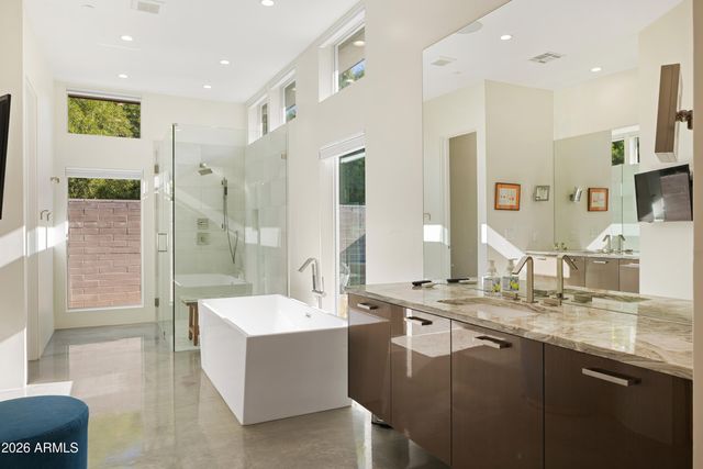 6219 E Redwing Road, Paradise Valley, AZ 85253