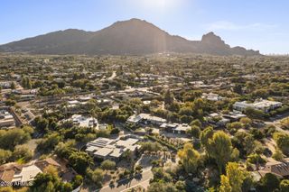 6219 E Redwing Road, Paradise Valley, AZ 85253