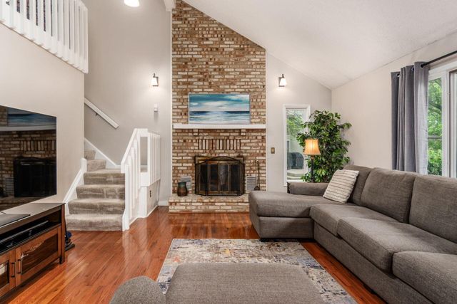 8900 Locherbie Court, Dublin, OH 43017