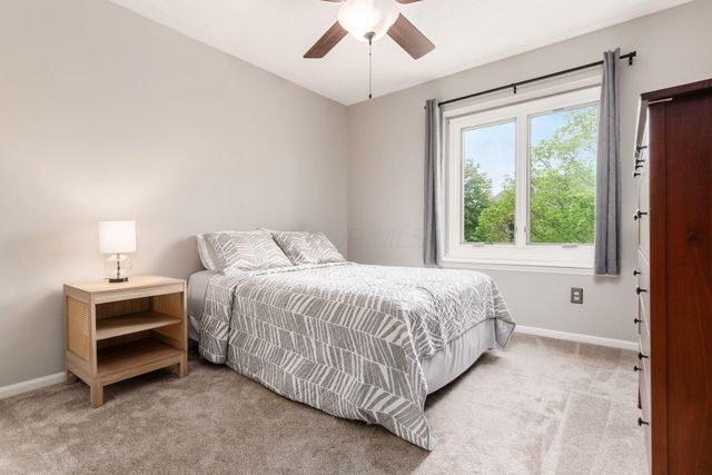 8900 Locherbie Court, Dublin, OH 43017