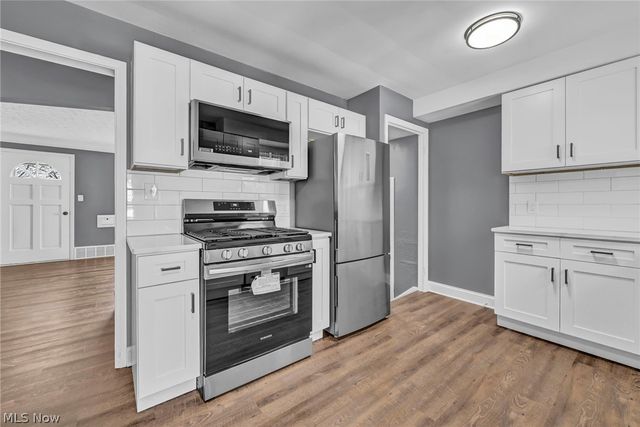 612 North Street, Brooklyn Heights, OH 44131