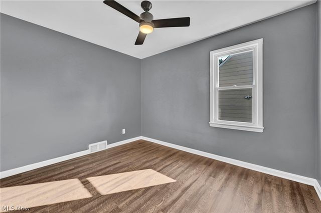 612 North Street, Brooklyn Heights, OH 44131