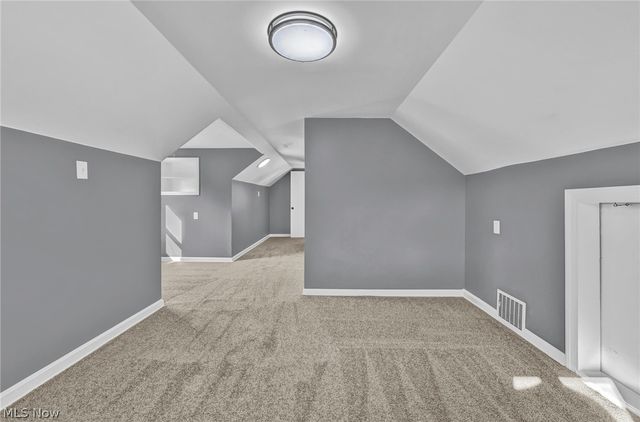 612 North Street, Brooklyn Heights, OH 44131