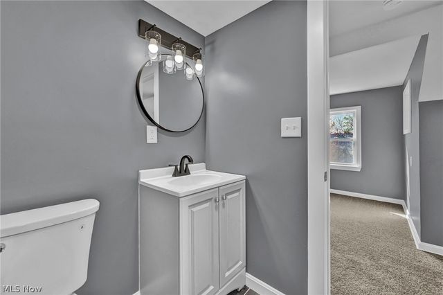 612 North Street, Brooklyn Heights, OH 44131