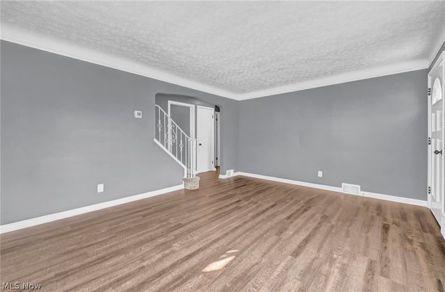 612 North Street, Brooklyn Heights, OH 44131