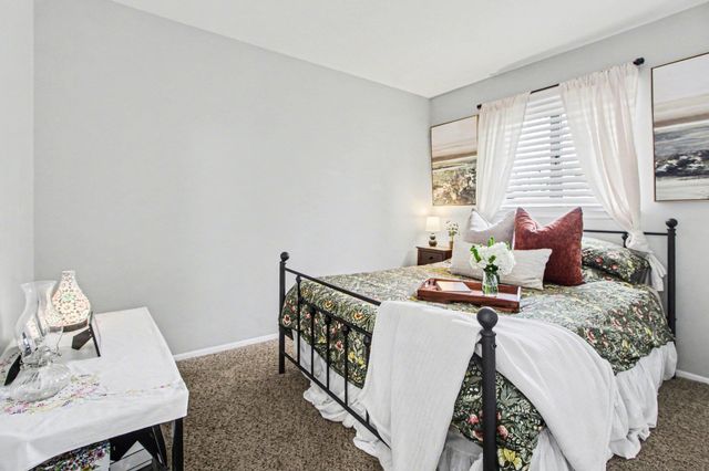 9286 Chamberlain Street, Romulus, MI 48174