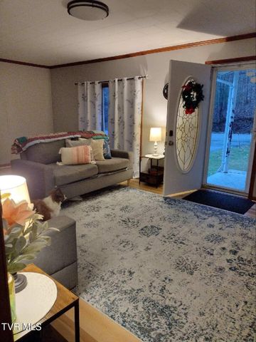 200 Glenbrook Mountain Road, Keokee, VA 24265