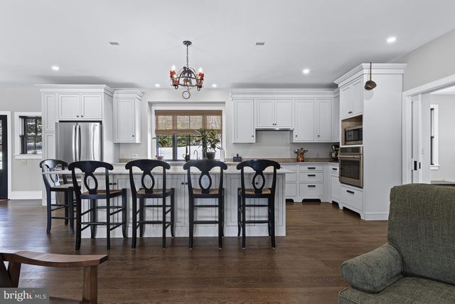 981 THORNBURY RD, West Chester, PA 19382