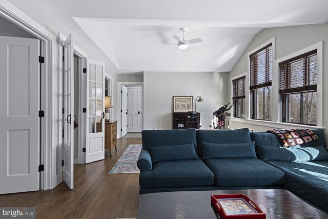 981 THORNBURY RD, West Chester, PA 19382