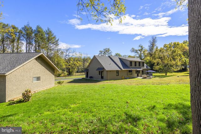 981 THORNBURY RD, West Chester, PA 19382