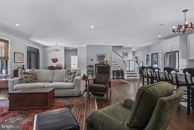 981 THORNBURY RD, West Chester, PA 19382