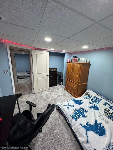 31090 Mc Namee, Fraser, MI 48026