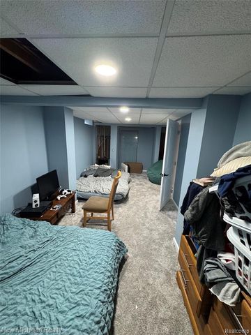 31090 Mc Namee, Fraser, MI 48026