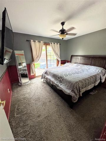 31090 Mc Namee, Fraser, MI 48026