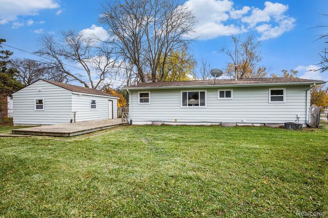 5111 Paro Drive, Genesee Charter Township, MI 48506