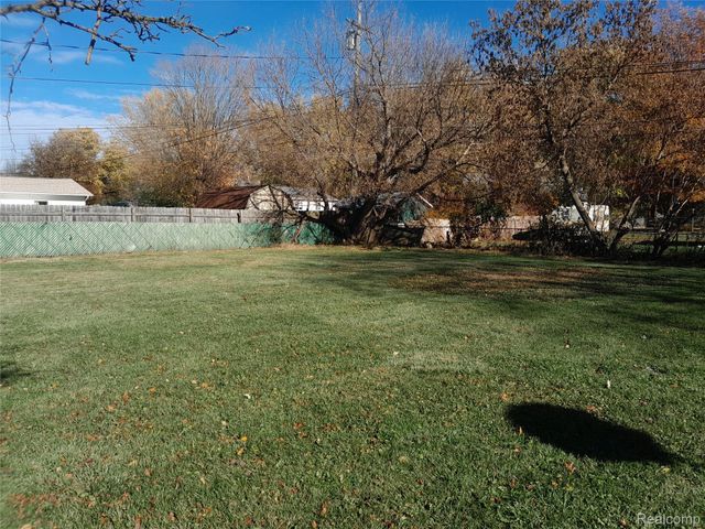 5111 Paro Drive, Genesee Charter Township, MI 48506