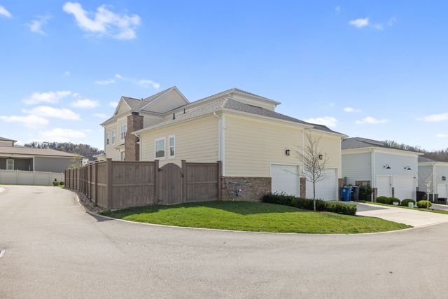 6000 Camberley St, Franklin, TN 37064