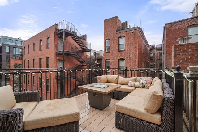 1 Worcester Sq 2, Boston, MA 02118