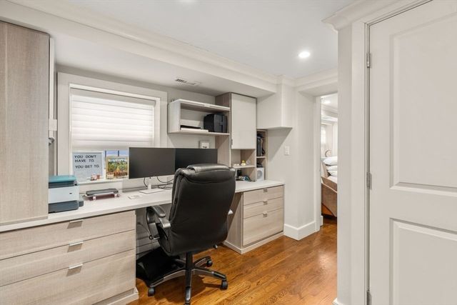 1 Worcester Sq 2, Boston, MA 02118