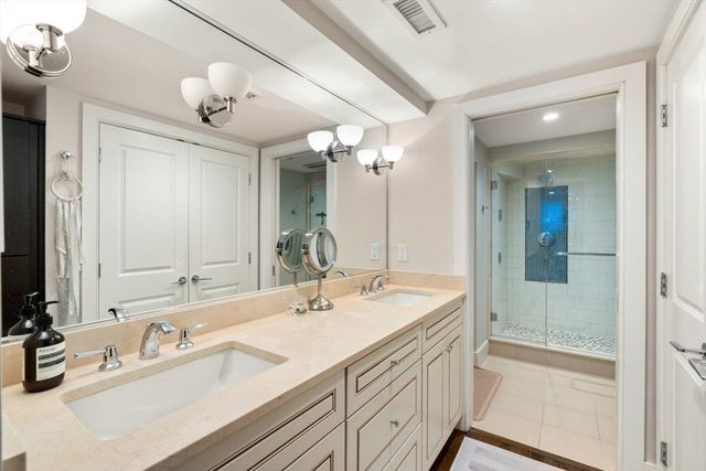 1 Worcester Sq 2, Boston, MA 02118