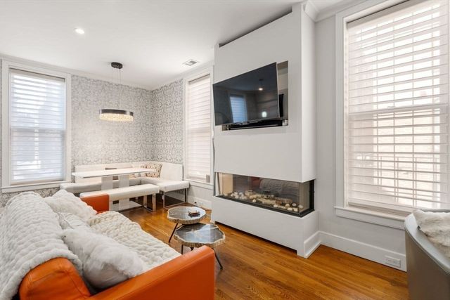 1 Worcester Sq 2, Boston, MA 02118