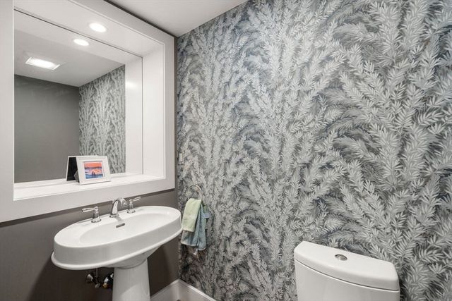 1 Worcester Sq 2, Boston, MA 02118