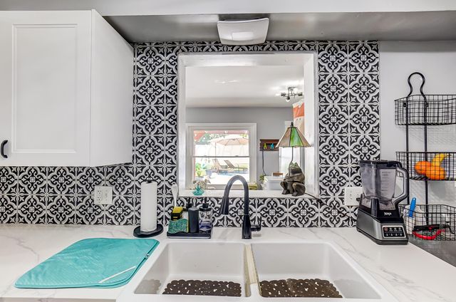 599 S Brinker Avenue, Columbus, OH 43204