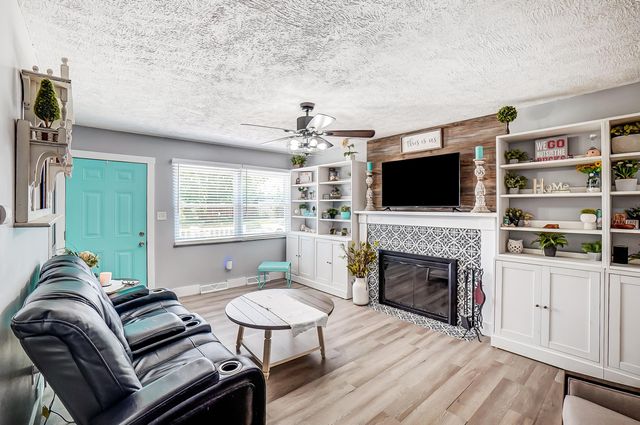599 S Brinker Avenue, Columbus, OH 43204