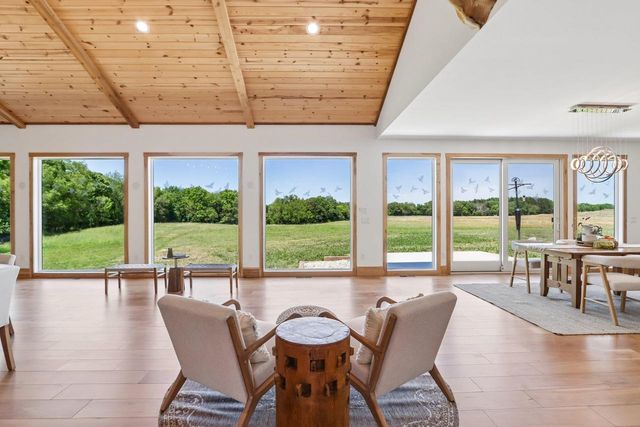 W9650 Rucks Road, Cambridge, WI 53523