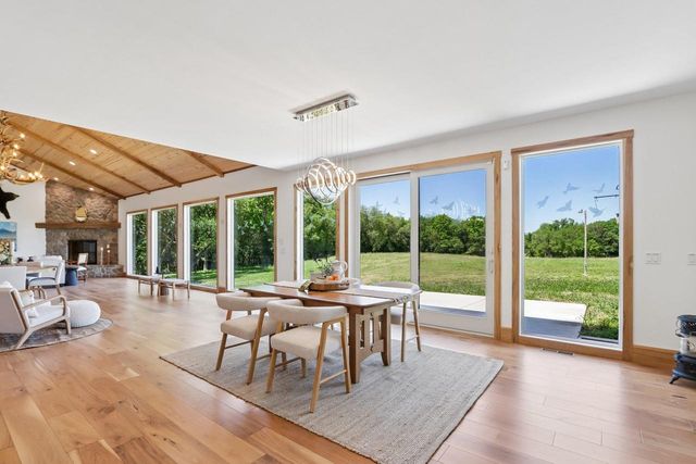 W9650 Rucks Road, Cambridge, WI 53523