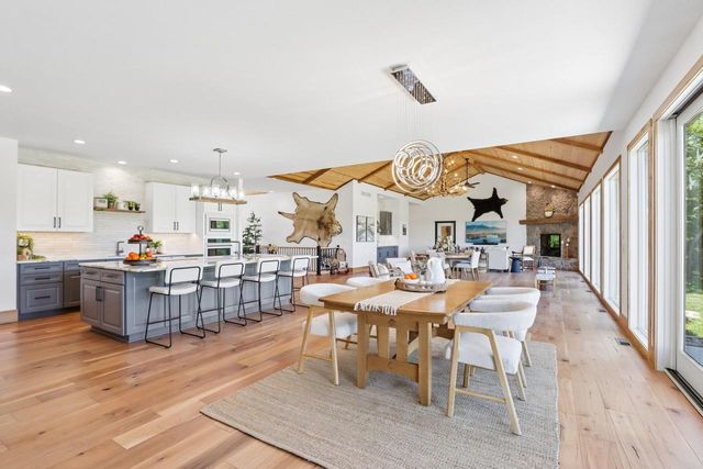 W9650 Rucks Road, Cambridge, WI 53523