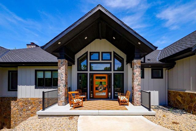 W9650 Rucks Road, Cambridge, WI 53523