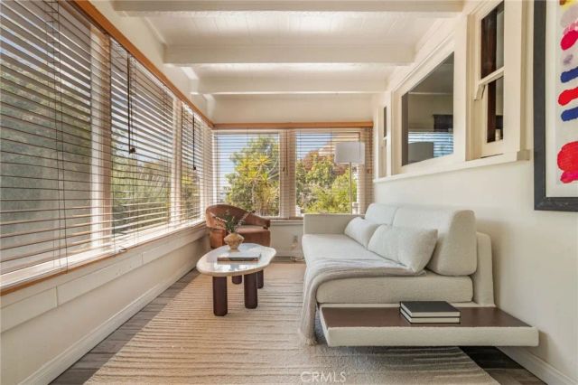 3746 Ocean View Avenue, Los Angeles, CA 90066