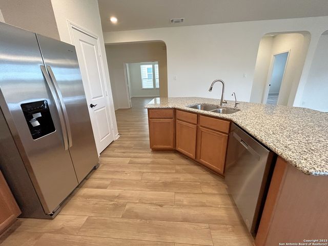 528 HARVEST FIELDS, New Braunfels, TX 78130
