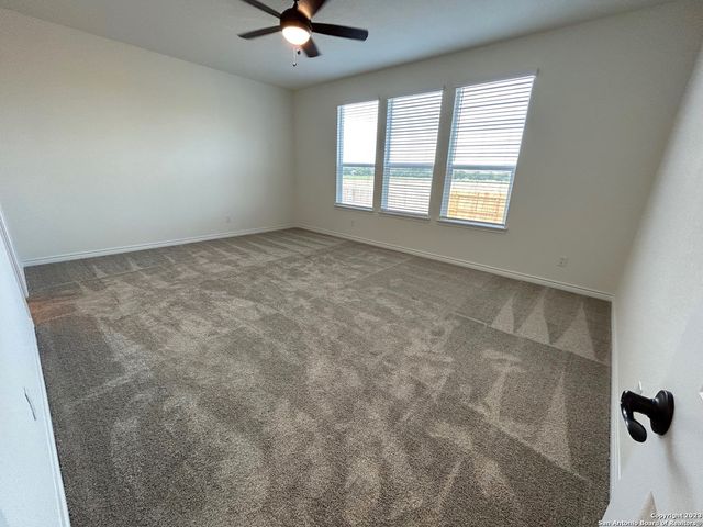 528 HARVEST FIELDS, New Braunfels, TX 78130