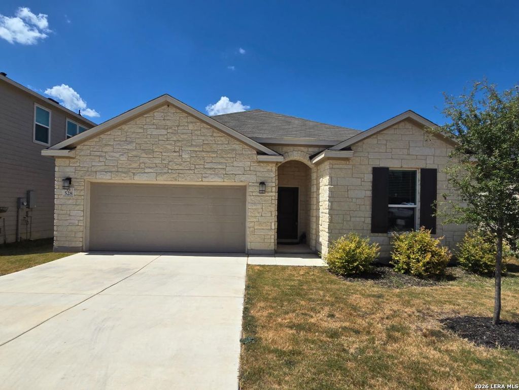 528 HARVEST FIELDS, New Braunfels, TX 78130