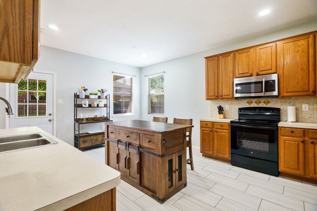 4505 Heron Pond Lane, Denton, TX 76208