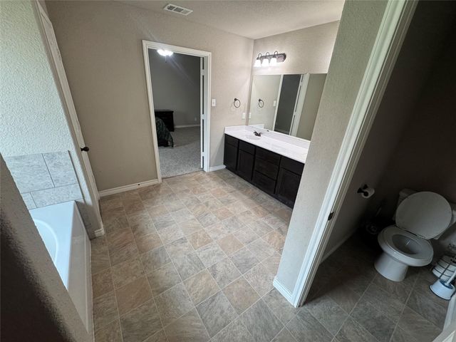 4100 Molly Dyer DR, Killeen, TX 76549