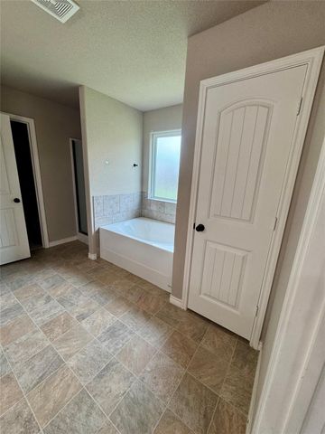 4100 Molly Dyer DR, Killeen, TX 76549