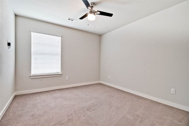 3917 SW Peachwood Drive, Bentonville, AR 72713