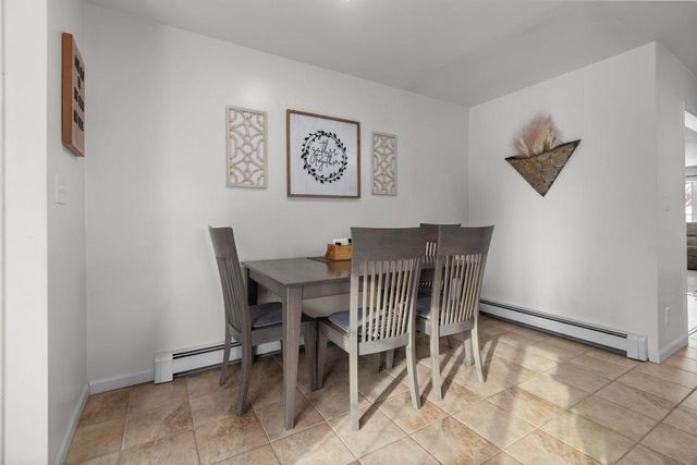 719 W 8TH AVENUE, Oshkosh, WI 54902