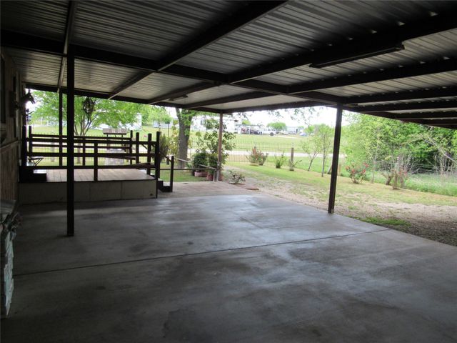 8927 Cartwright Drive, Cresson, TX 76035