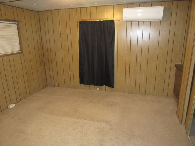 8927 Cartwright Drive, Cresson, TX 76035