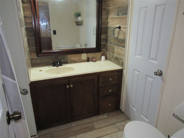 8927 Cartwright Drive, Cresson, TX 76035